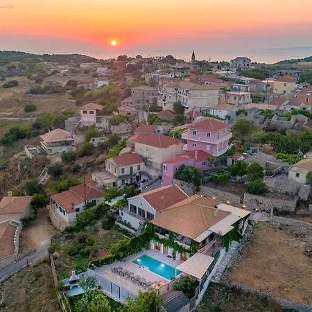Tramonto With Private Heated Pool, By Zantewize Volímesz
